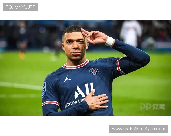 法记者围绕姆巴佩防守争议展开激烈辩论 有人指责其失职 也有人力挺他无辜